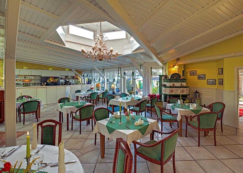 Landhotel Schwarzer Adler Suelzetal Exteriér fotografie