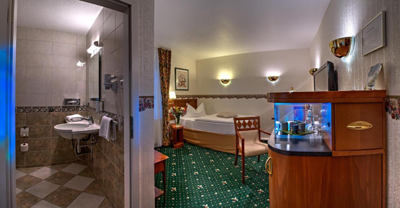 Landhotel Schwarzer Adler Suelzetal Exteriér fotografie